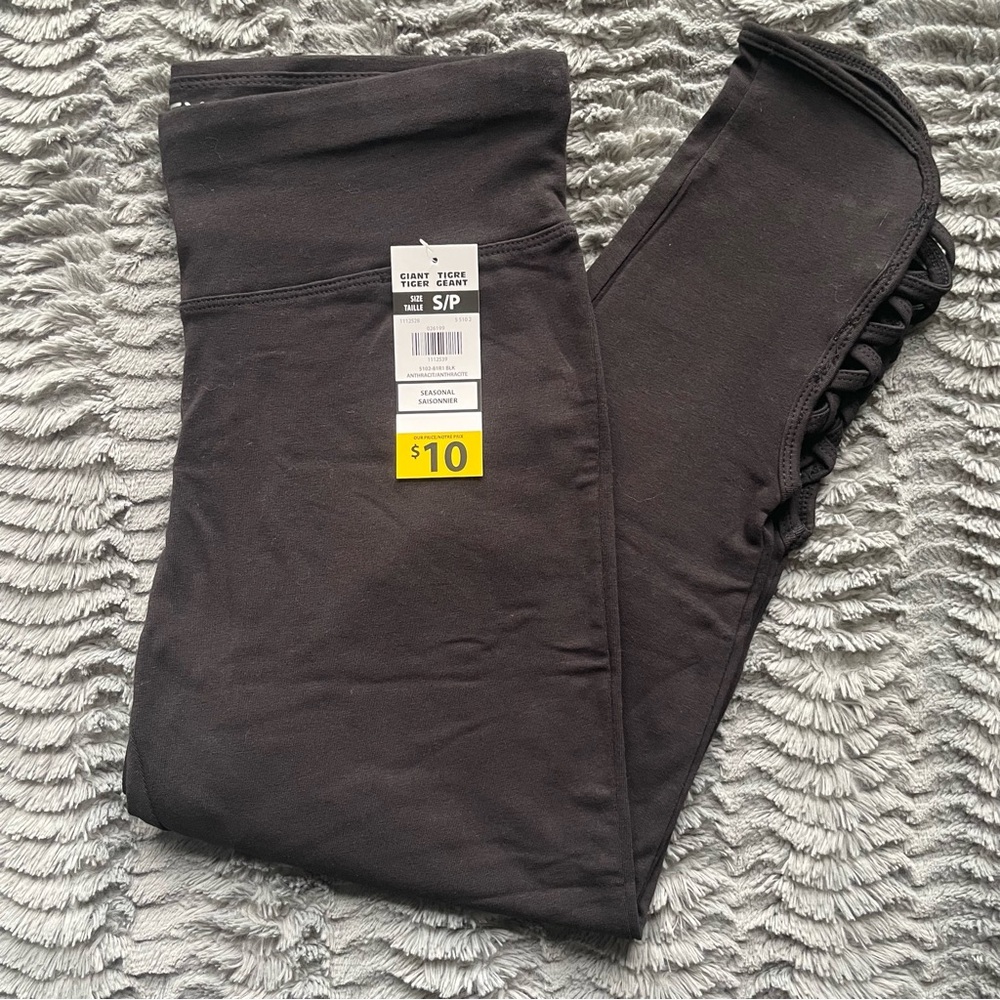 Capri Leggings